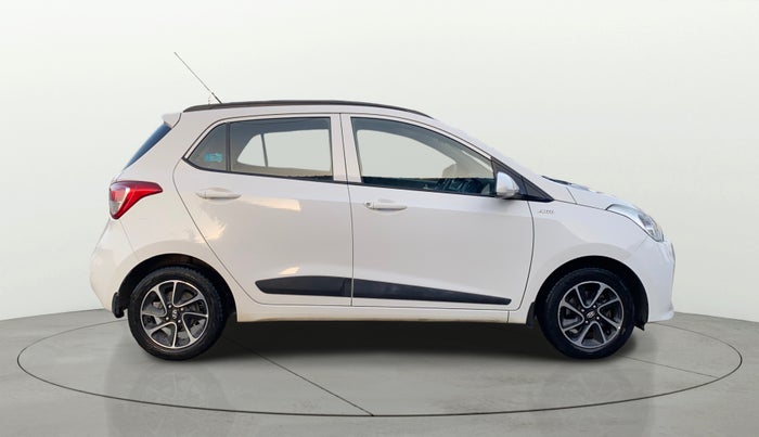 2018 Hyundai Grand i10 SPORTZ AT 1.2 KAPPA VTVT, Petrol, Automatic, 52,711 km, Right Side View