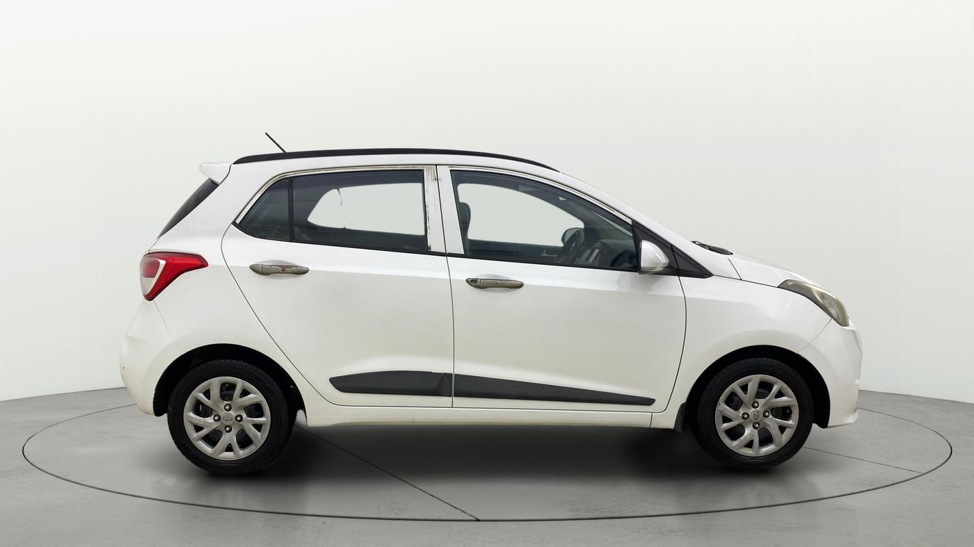 2019 Hyundai Grand i10 SPORTZ 1.2 KAPPA VTVT, CNG, Manual, 41,746 km, Right Side View