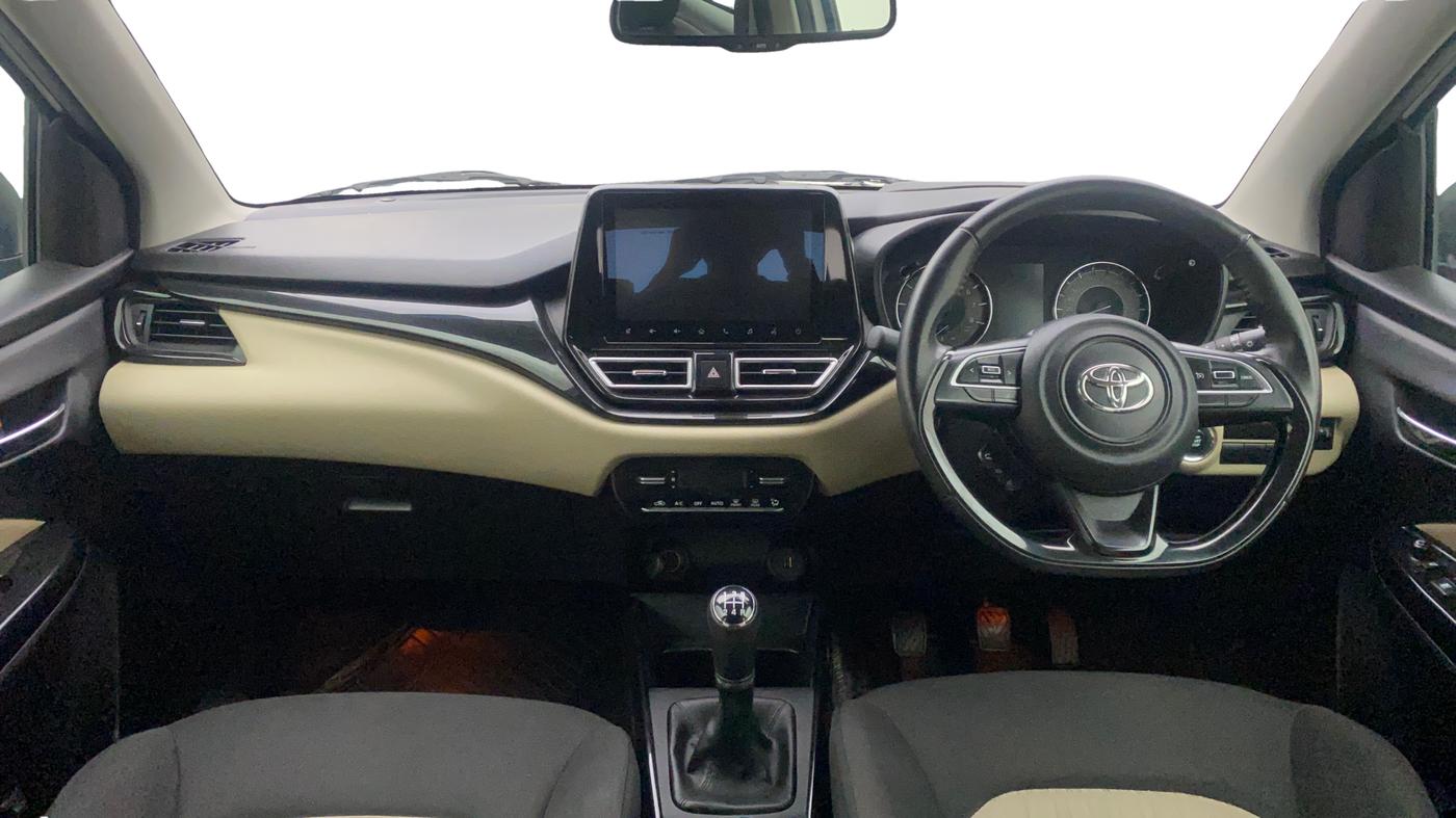 2022 Toyota Glanza V, Petrol, Manual, 32,074 km, Dashboard