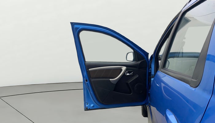 2020 Renault Duster RXZ 1.3 TURBO PETROL MT, Petrol, Manual, 47,967 km, LHS Front Door