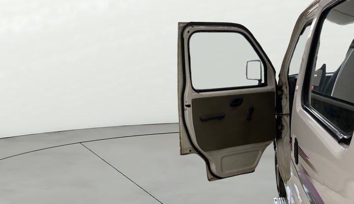 2015 Maruti Eeco 7 STR, Petrol, Manual, 49,642 km, LHS Front Door