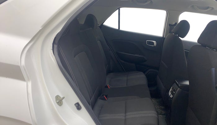 2019 Hyundai VENUE S 1.2, CNG, Manual, 38,118 km, Right Side Rear Door Cabin