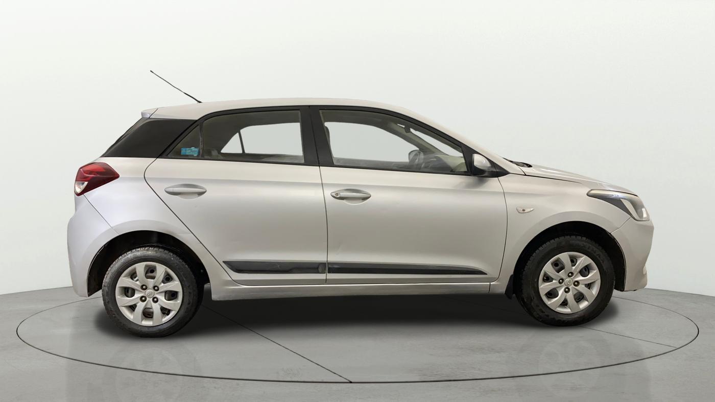 2017 Hyundai Elite i20 MAGNA 1.2, Petrol, Manual, 93,992 km, Right Side View