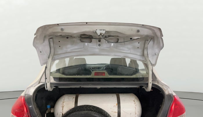 2015 Maruti Swift Dzire VXI, CNG, Manual, 1,04,551 km, Boot Door Open