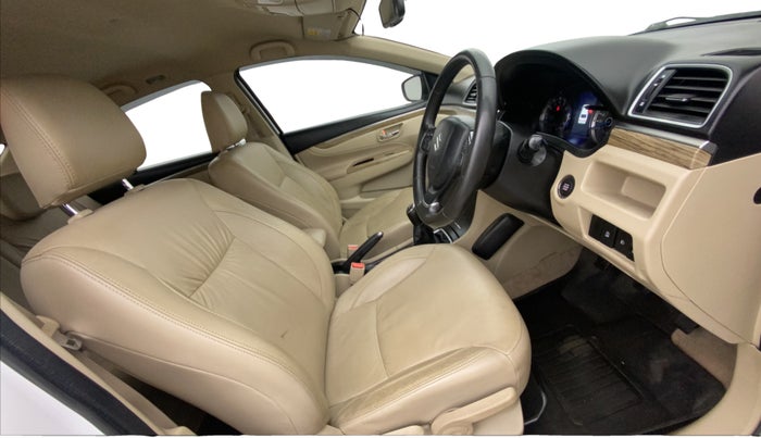2021 Maruti Ciaz ALPHA 1.5 SHVS PETROL, Petrol, Manual, 84,151 km, Right Side Front Door Cabin