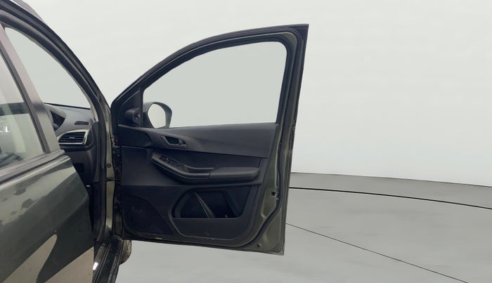 2022 Tata TIAGO NRG XZ AMT, Petrol, Automatic, 14,344 km, RHS Front Door