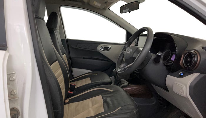 2021 Hyundai AURA SX PLUS 1.2 AMT, Petrol, Automatic, 27,227 km, Right Side Front Door Cabin