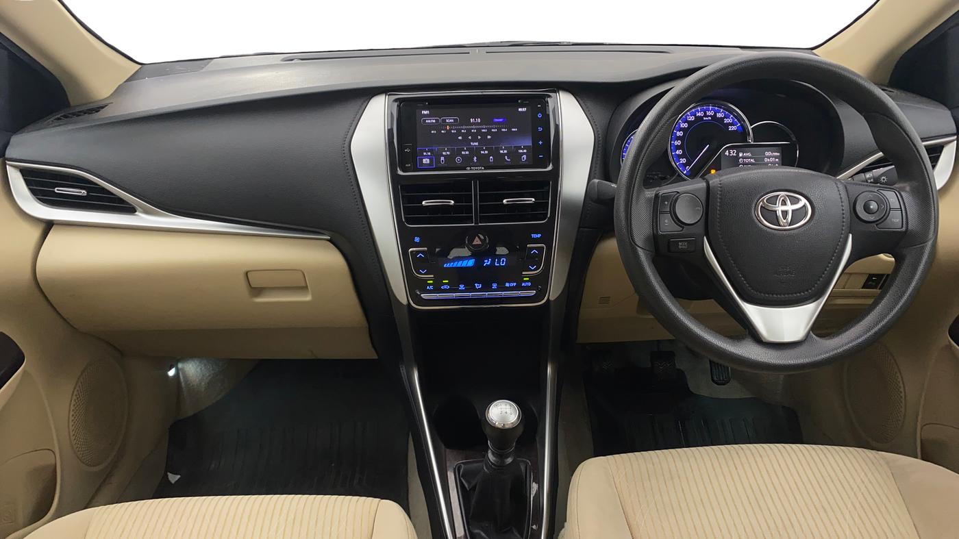 2018 Toyota YARIS G MT, Petrol, Manual, 37,733 km, Dashboard