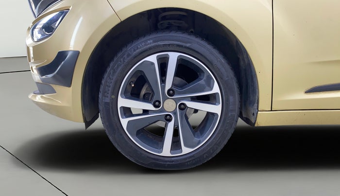 2020 Tata ALTROZ XZ PETROL, Petrol, Manual, 34,887 km, Left Front Wheel