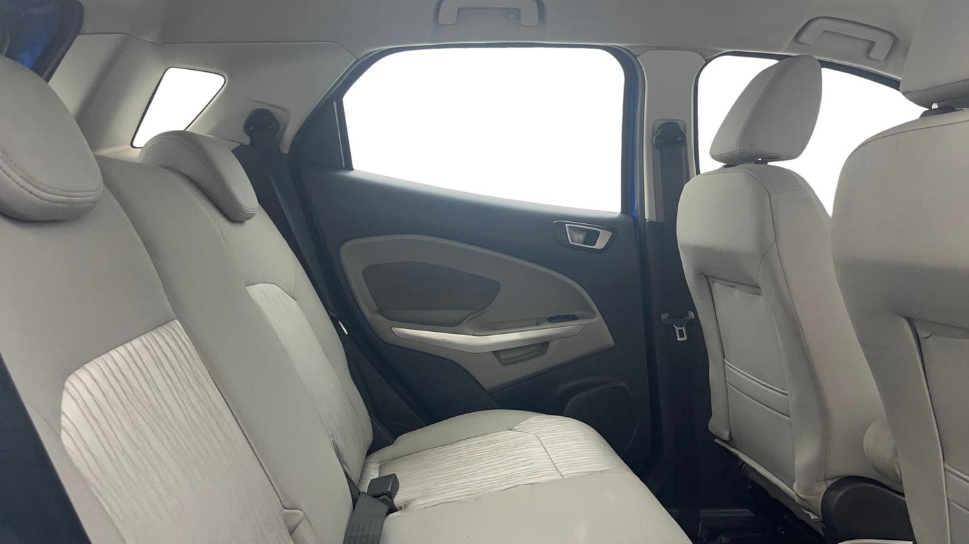 2013 Ford Ecosport TITANIUM 1.0L ECOBOOST, Petrol, Manual, 70,954 km, Right Side Rear Door Cabin