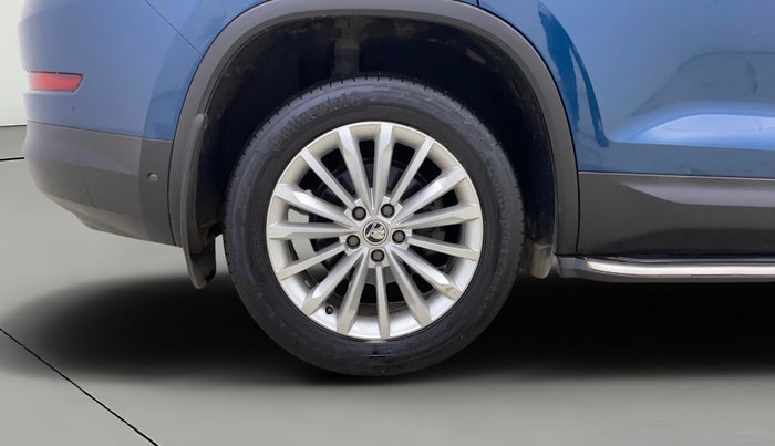 2018 Skoda Kodiaq STYLE 2.0 TDI 4X4 AT, Diesel, Automatic, 1,04,712 km, Right Rear Wheel