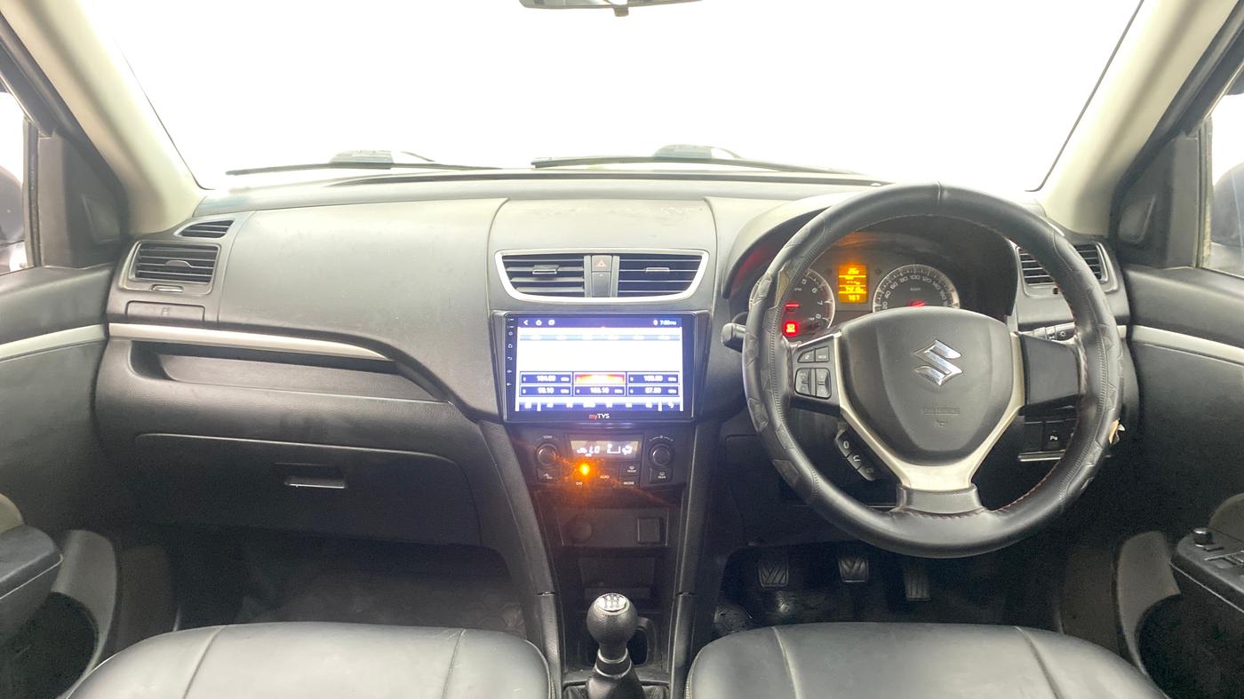 2017 Maruti Swift ZXI, Petrol, Manual, 74,279 km, Dashboard