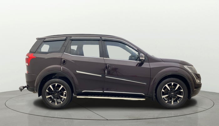 2019 Mahindra XUV500 W11 AT, Diesel, Automatic, 85,421 km, Right Side View