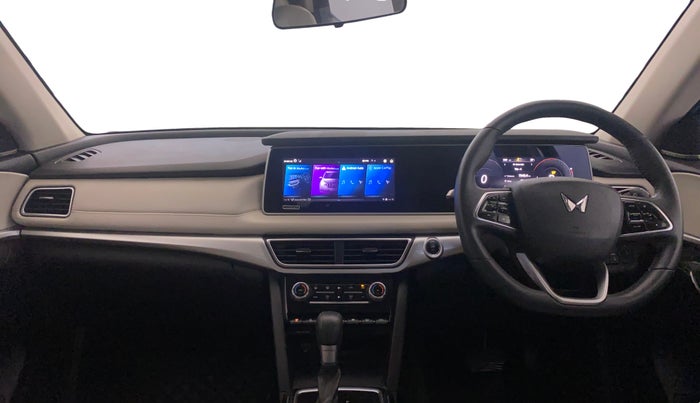 2023 Mahindra XUV700 AX 7 LUXURY D AWD AT 7 STR, Diesel, Automatic, 76,365 km, Dashboard