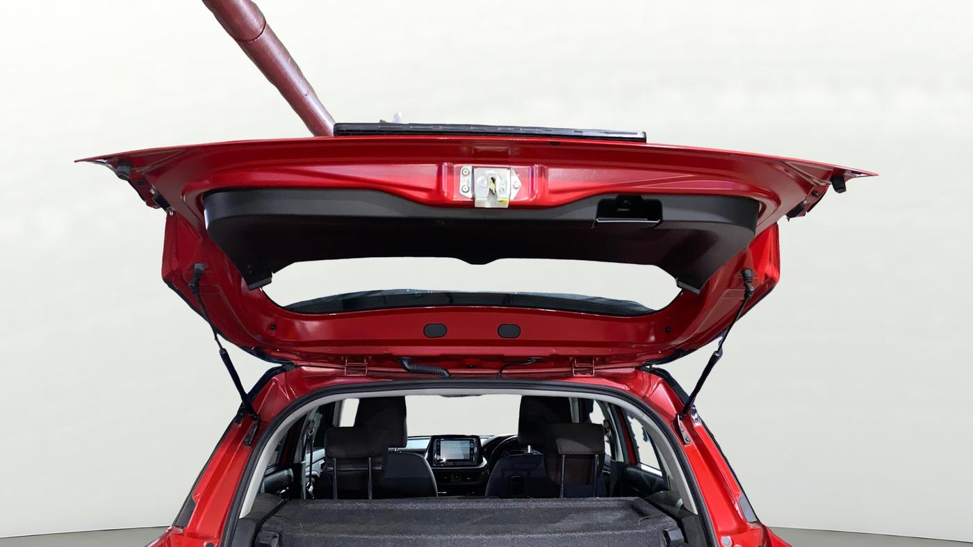 2023 Maruti BREZZA ZXI SMART HYBRID DUAL TONE, Petrol, Manual, 23,908 km, Boot Door Open