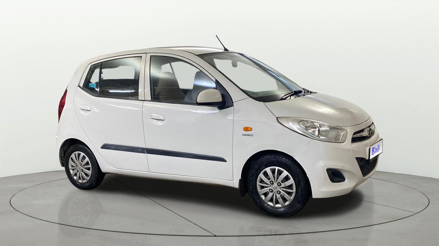 2016 Hyundai i10 SPORTZ 1.1, CNG, Manual, 64,201 km, Right Front Diagonal