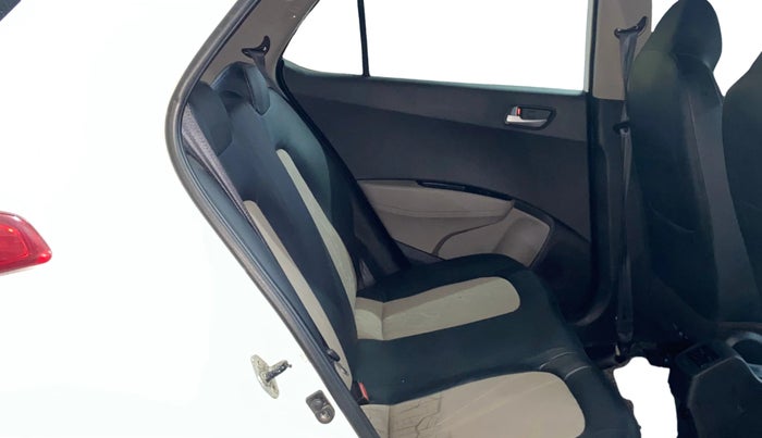 2018 Hyundai Grand i10 SPORTZ 1.2 KAPPA VTVT, Petrol, Manual, 65,362 km, Right Side Rear Door Cabin