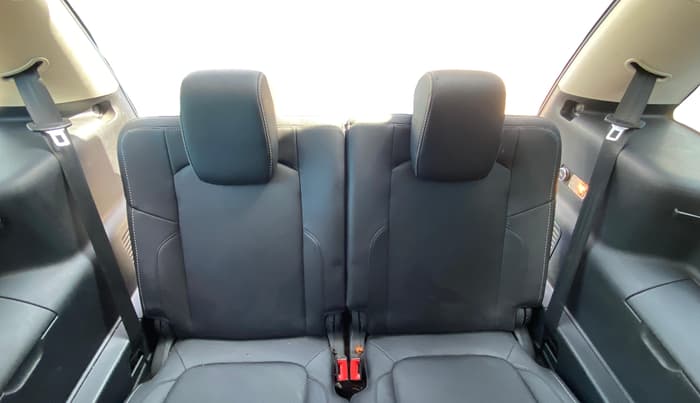 2017 Tata Hexa XT 4X4 7 STR, Diesel, Manual, 86,792 km, Third Seat Row ( optional )