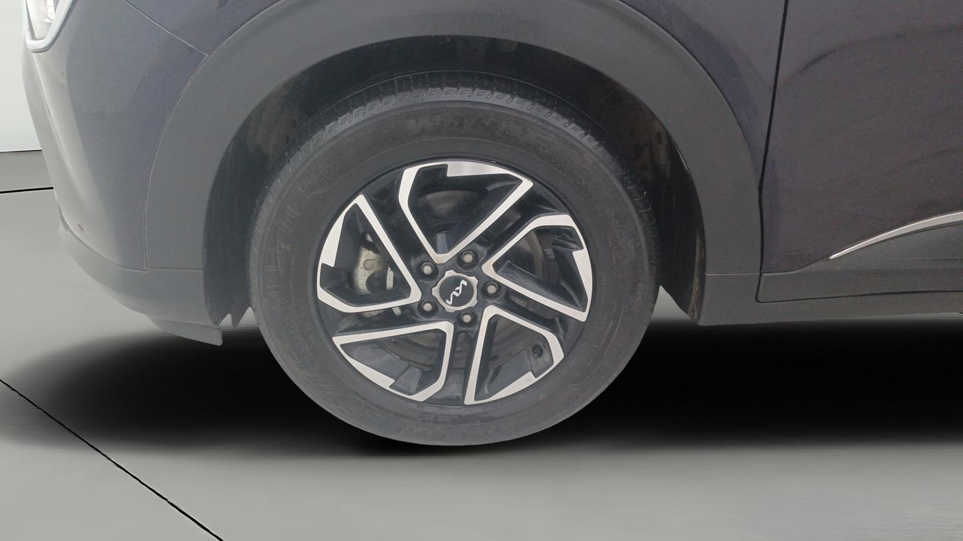 2023 KIA CARENS PRESTIGE PLUS 1.5 PETROL DCT 7 STR, Petrol, Automatic, 15,577 km, Left Front Wheel