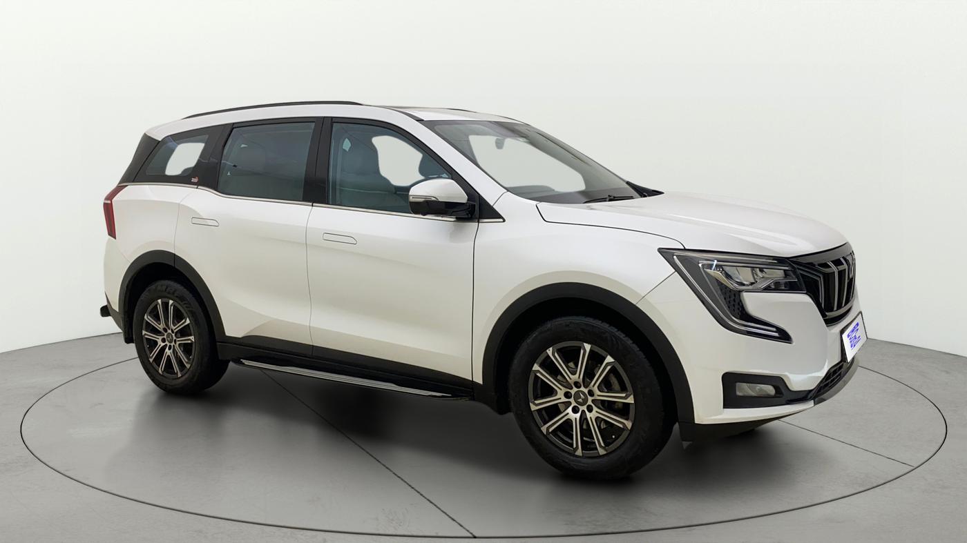 2022 Mahindra XUV700 AX 7 LUXURY P AT 7 STR, Petrol, Automatic, 63,719 km, SRP
