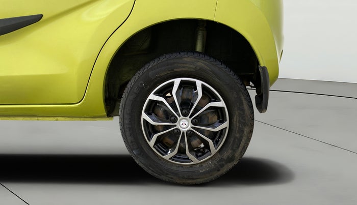 2016 Datsun Redi Go T (O), Petrol, Manual, 69,493 km, Left Rear Wheel