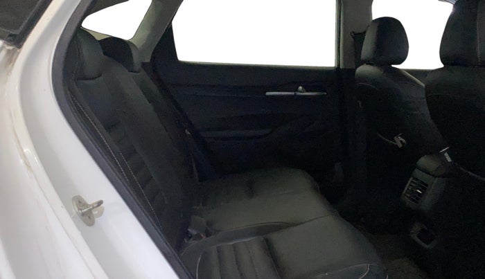 2019 KIA SELTOS HTK 1.5 PETROL, Petrol, Manual, 67,251 km, Right Side Rear Door Cabin