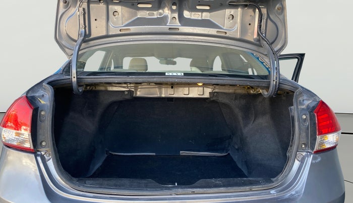 2017 Maruti Ciaz DELTA DIESEL 1.3, Diesel, Manual, 70,082 km, Boot Open Zoomed View