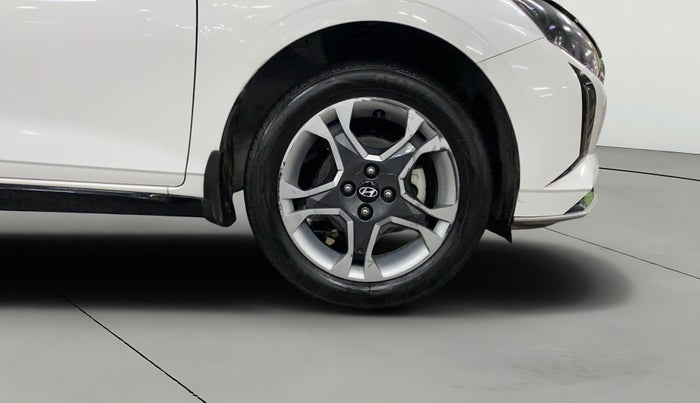 2025 Hyundai NEW I20 SPORTZ 1.2 MT, Petrol, Manual, 5,349 km, Right Front Wheel