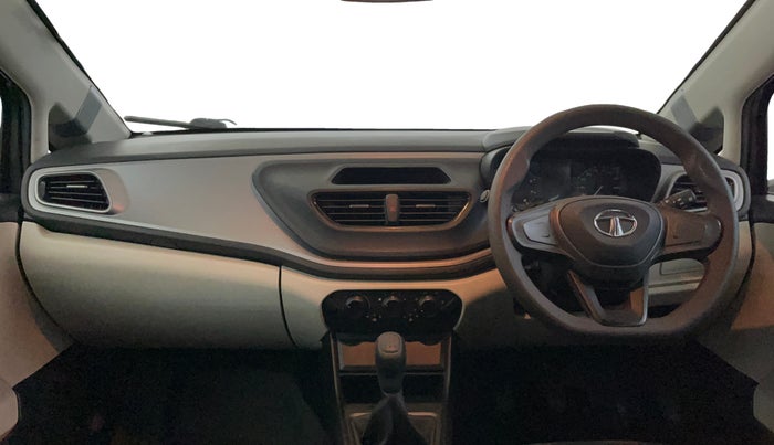 2021 Tata ALTROZ XE PETROL, Petrol, Manual, 38,819 km, Dashboard