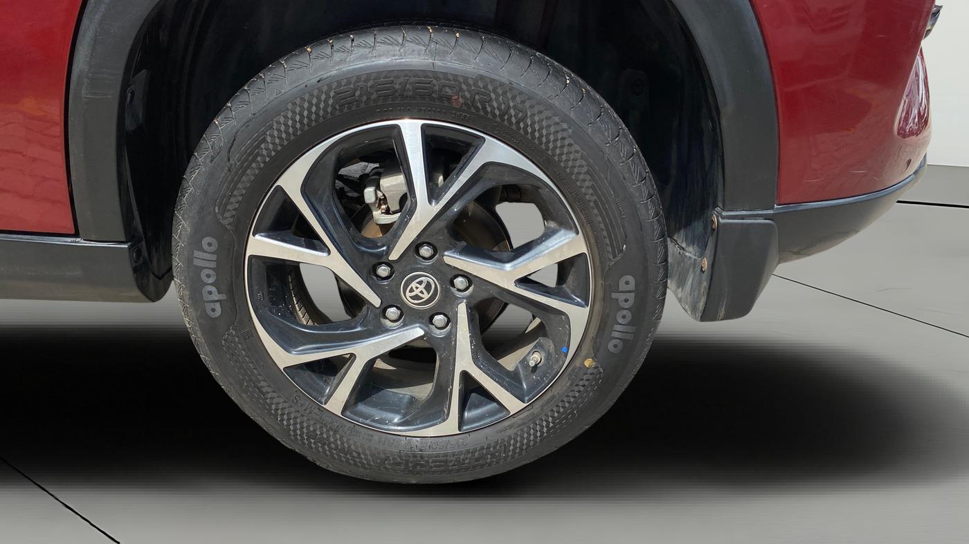 2022 Toyota URBAN CRUISER HYRYDER V HYBRID, Hybrid, Automatic, 19,184 km, Left Rear Wheel