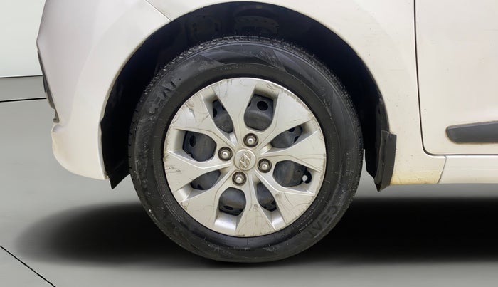 2015 Hyundai Xcent S 1.2, CNG, Manual, 97,853 km, Left Front Wheel