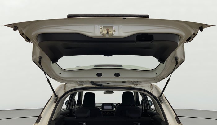 2024 Maruti BREZZA VXI, Petrol, Manual, 8,280 km, Boot Door Open