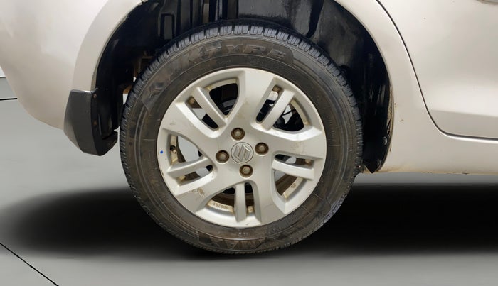 2014 Maruti Swift Dzire ZDI, Diesel, Manual, 1,11,274 km, Right Rear Wheel