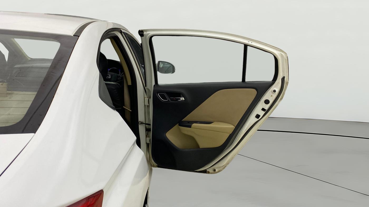 2018 Honda City 1.5L I-VTE V CVT, Petrol, Automatic, 1,31,590 km, RHS Rear Door