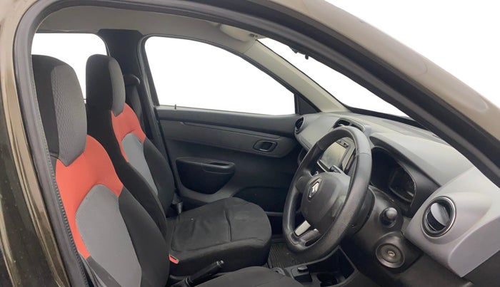 2017 Renault Kwid RXT 1.0 AMT, Petrol, Automatic, 78,108 km, Right Side Front Door Cabin