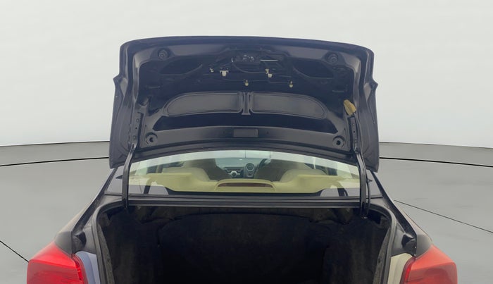 2013 Honda Amaze 1.5L I-DTEC S, Diesel, Manual, 1,09,872 km, Boot Door Open