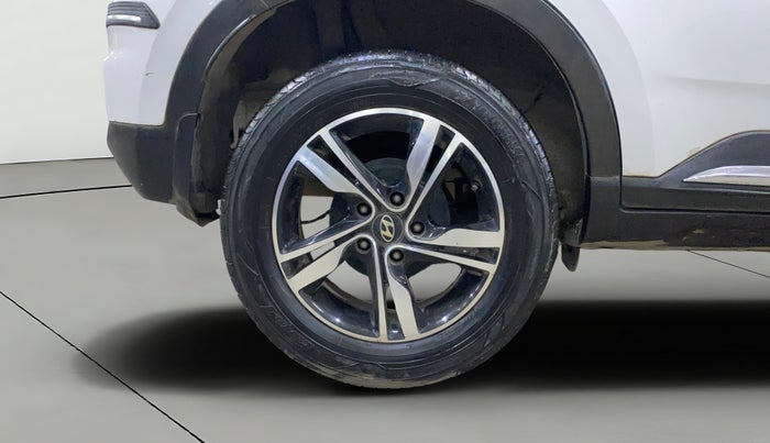 2020 Hyundai VENUE S 1.5 CRDI, Diesel, Manual, 82,804 km, Right Rear Wheel