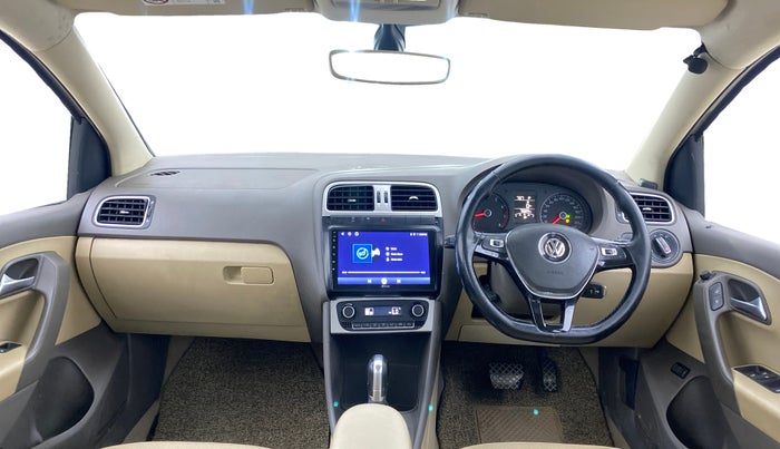 2017 Volkswagen Vento HIGHLINE PETROL AT, Petrol, Automatic, 75,987 km, Dashboard