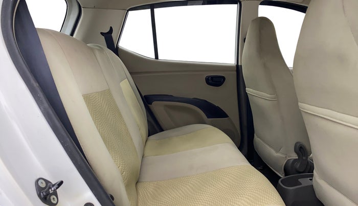 2014 Hyundai i10 MAGNA 1.1, Petrol, Manual, 35,329 km, Right Side Rear Door Cabin