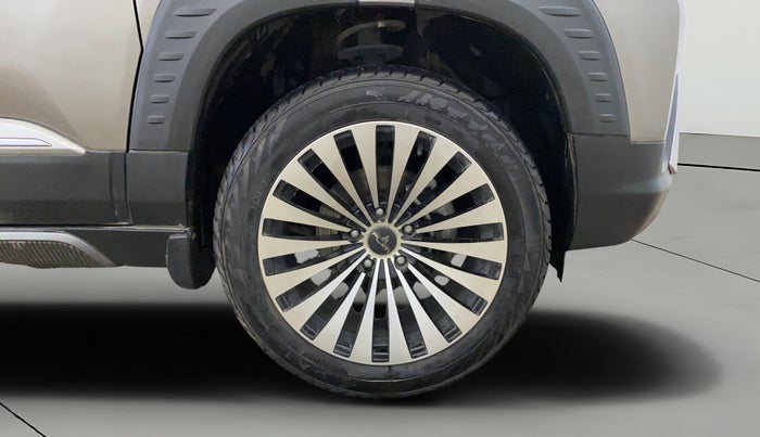 2024 Maruti BREZZA ZXI S-CNG, CNG, Manual, 18,622 km, Right Front Wheel