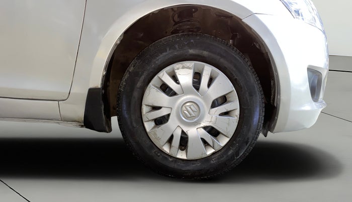 2014 Maruti Swift VXI, Petrol, Manual, 19,872 km, Right Front Wheel