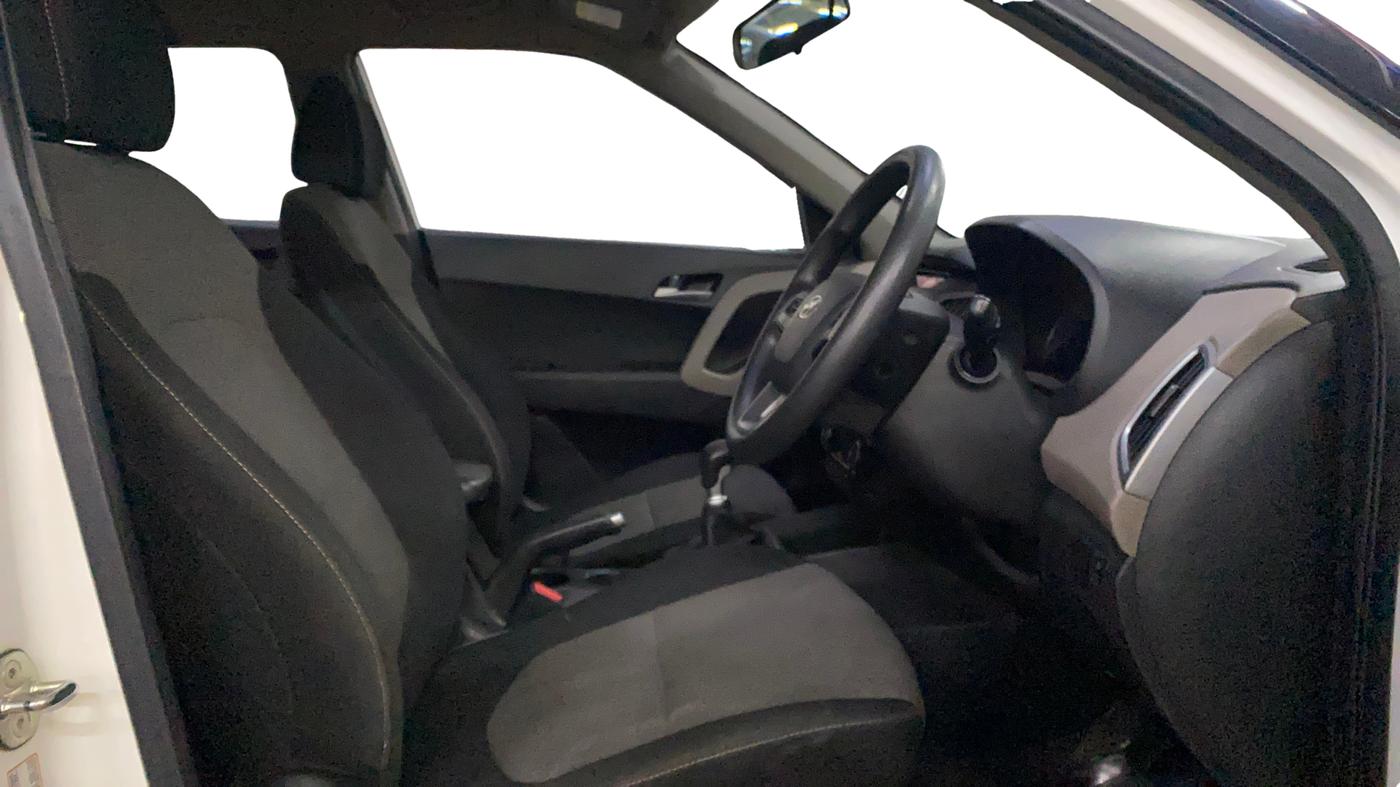 2018 Hyundai Creta SX PLUS 1.6 PETROL, Petrol, Manual, 35,728 km, Right Side Front Door Cabin