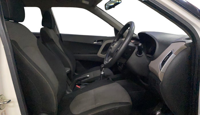 2018 Hyundai Creta SX PLUS 1.6 PETROL, Petrol, Manual, 35,728 km, Right Side Front Door Cabin