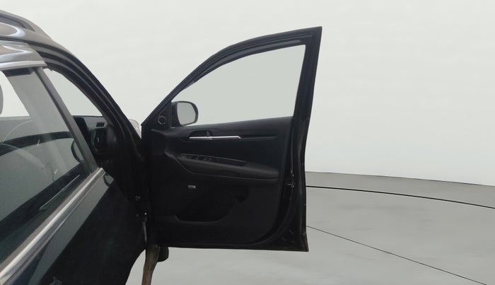 2022 KIA SONET GTX PLUS 1.5 AT, Diesel, Automatic, 67,849 km, RHS Front Door