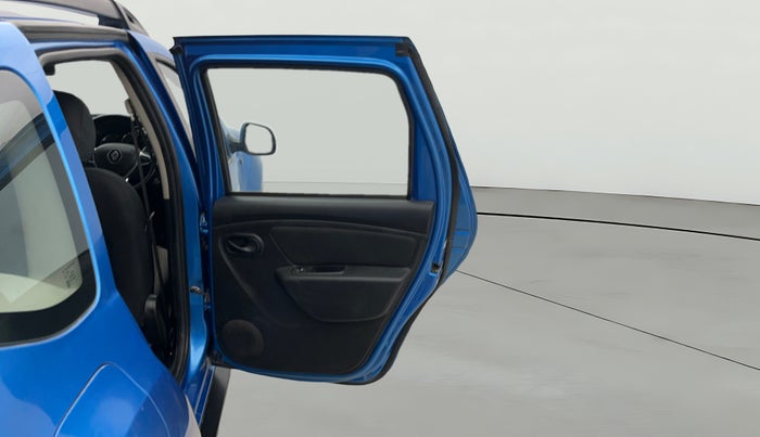 2019 Renault Duster RXS PETROL, Petrol, Manual, 66,191 km, RHS Rear Door