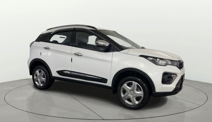 2023 Tata NEXON XM PLUS SUNROOF PETROL, Petrol, Manual, 39,661 km, Right Front Diagonal