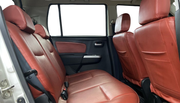 2016 Maruti Wagon R 1.0 VXI AMT, Petrol, Automatic, 24,883 km, Right Side Rear Door Cabin