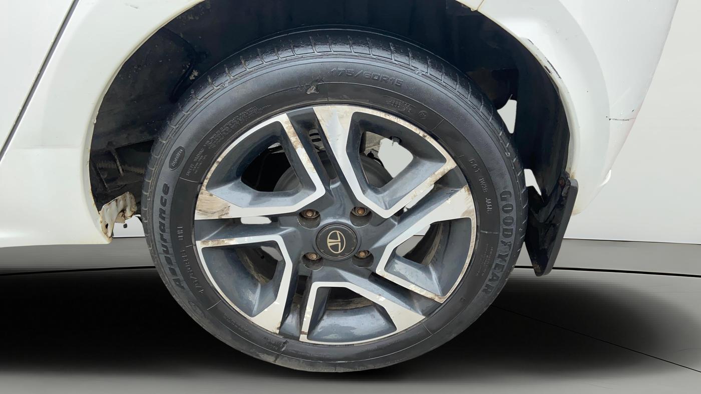 2021 Tata Tiago XZ PLUS PETROL, Petrol, Manual, 28,380 km, Left Rear Wheel