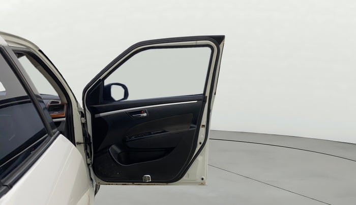2013 Maruti Swift VDI, Diesel, Manual, 92,424 km, RHS Front Door