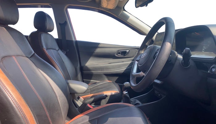 2021 Hyundai NEW I20 ASTA 1.2 MT, Petrol, Manual, 47,863 km, Right Side Front Door Cabin